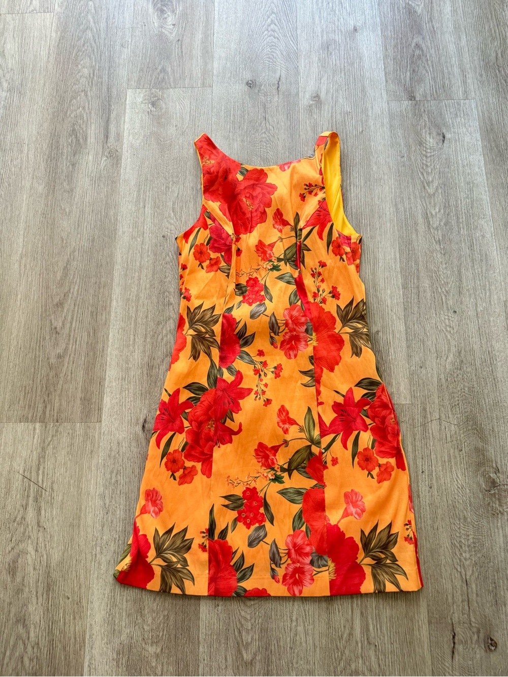 hutch ren orange red floral print sleevless v back mini shift dress small NEW